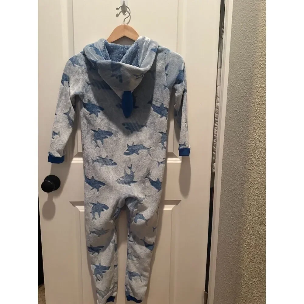 Saint Eve Youth Hooded Fleece Sleeper with Shark Print Size S (7/8)